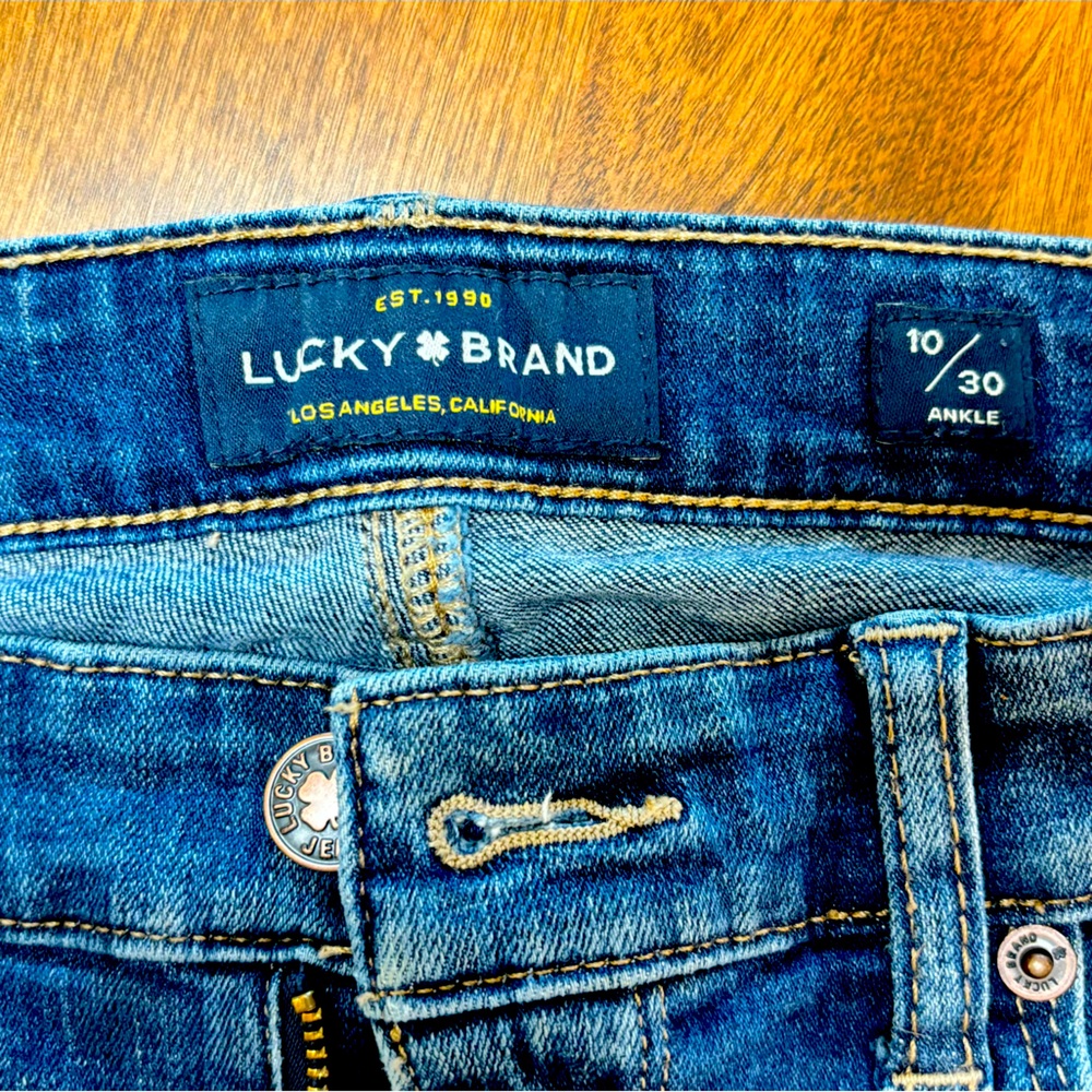 Lucky Brand jeans